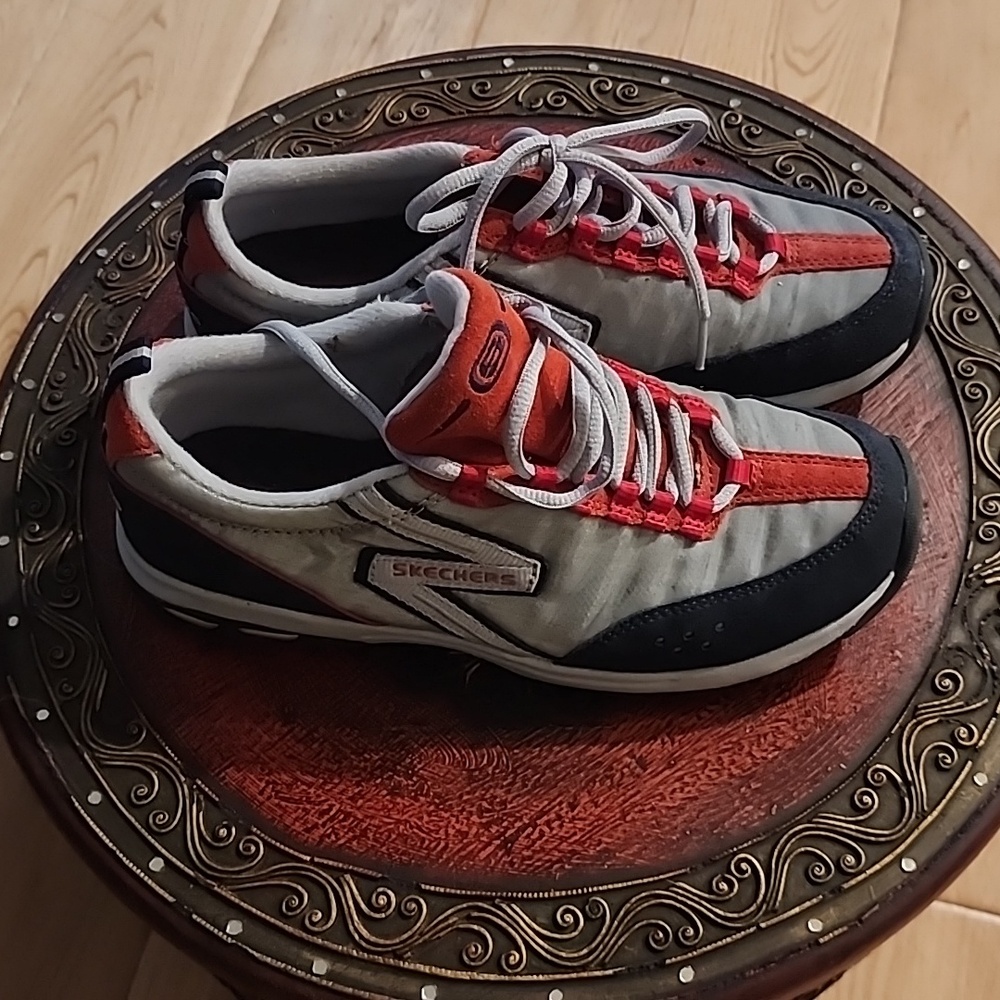 Women's shoes